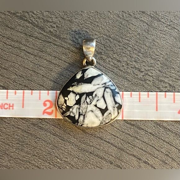 Genuine Rare Chrysanthemum Gemstone, 925 Sterling Silver Pendant - Picture 11 of 15